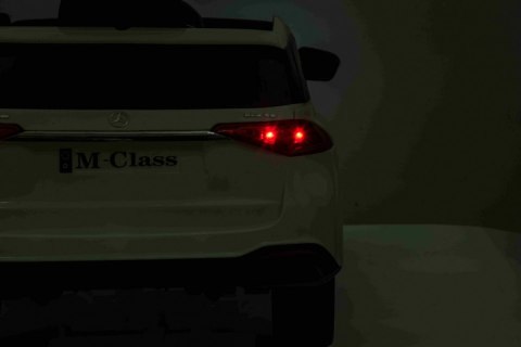 Pojazd Mercedes BENZ M-Class Czarny