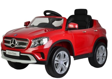 Mercedes Benz GLA 45 AMG Czerwony
