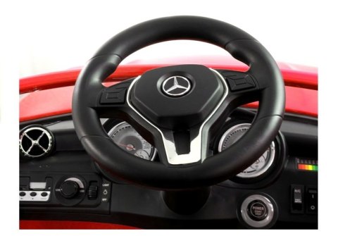 Mercedes Benz GLA 45 AMG Czerwony