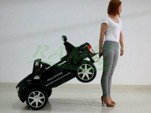 Pojazd Ford Ranger EVA LAKIEROWANY 2 4G Różowy