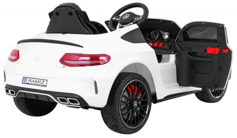 Pojazd Mercedes Benz C63 AMG Biały