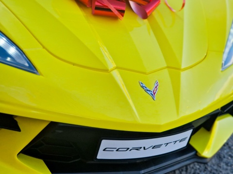 Auto Na Akumulator Corvette Stingray TR2203 Żółte