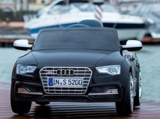 AUTKO AUDI S5 AKU SKÓRA MP3 USB AMORKI FM WYPAS!