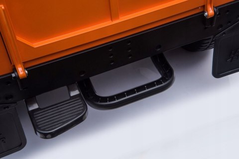 DUŻE AUTO DWUOSOBOWE Land Rover DEFENDER 4x4 MP3