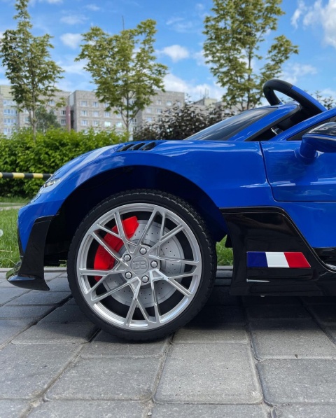 Auto na Akumulator Bugatti Divo Niebieski Lakier
