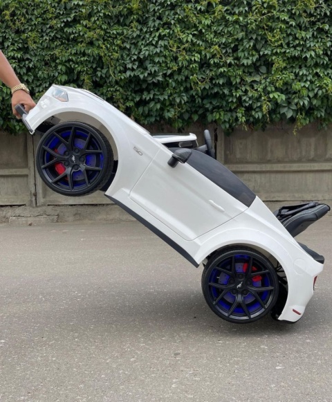 Pojazd Ford Mustang GT Biały