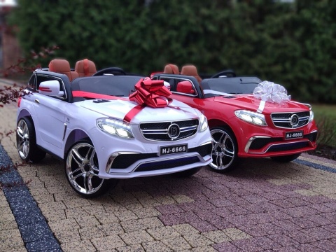 AUTKO MERCEDES NA AKUMULUATOR USB LCD SKÓRA MP4