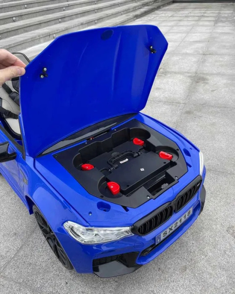 Auto na Akumulator BMW M5 Niebieski 24V 2x200W + FUNKCJA DRIFTU