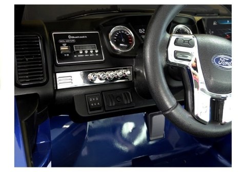 Auto na akumulator Ford Różowy lakier 4x4