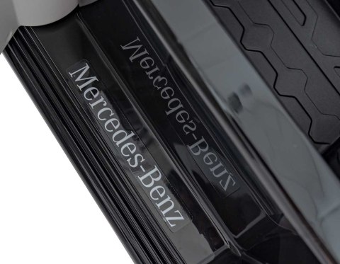 Autko na akumulator Mercedes Benz EQG Czarny 4x4 12V9Ah