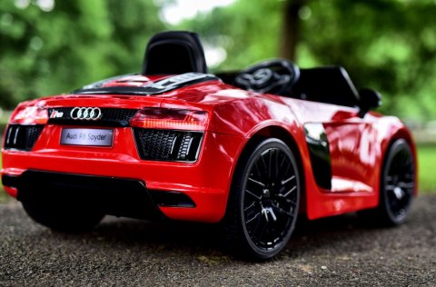 Pojazd AUDI R8 Spyder RS EVA 2.4G Lakier Czerwony