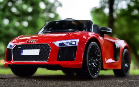 Pojazd AUDI R8 Spyder RS EVA 2.4G Lakier Czerwony