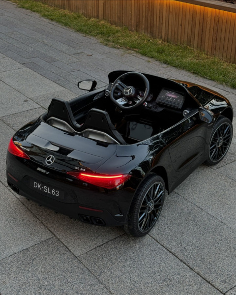 Pojazd Mercedes Benz AMG SL63 Czarny