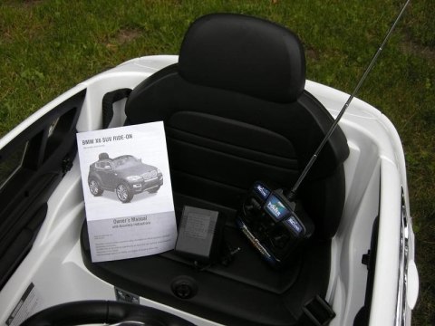 Auto na akumulator BMW X6 Białe
