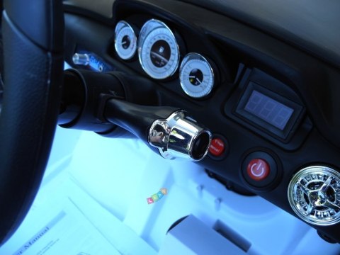 Auto na akumulator Mercedes GLK300 Biały