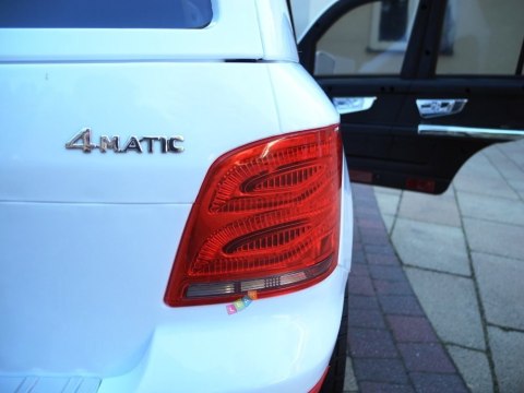 Auto na akumulator Mercedes GLK300 Biały