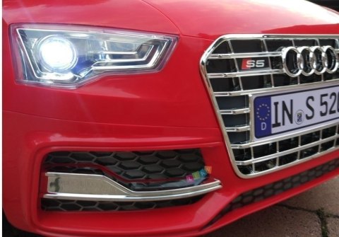 Auto na akumulator Audi S5 czerwone