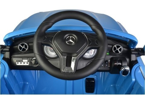 Mercedes Benz GLA 45 AMG Niebieski