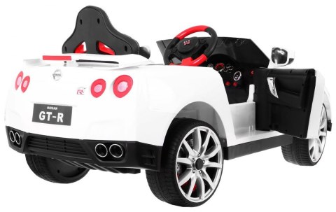Pojazd Nissan GTR 2.4G Biały