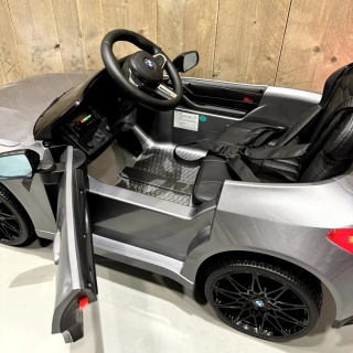 Auto Na Akumulator BMW M4 Srebrne Lakierowane + POWIĘKSZONY AKUMULATOR