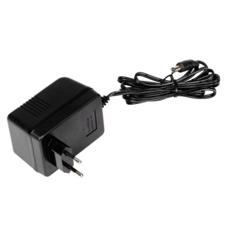 Ładowarka do autka na akumulator 12V 1000mA