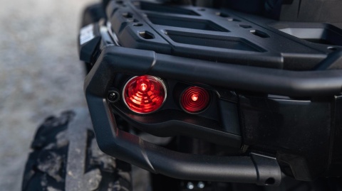 Quad Can Am Outlander 4x4 na akumulator 12V 14Ah + PILOT Czarny