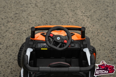 Autko na akumulator Buggy Madman UTV-MX 4x4 Biały