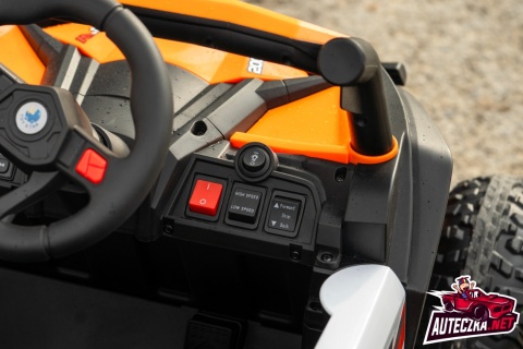 Autko na akumulator Buggy Madman UTV-MX 4x4 Biały