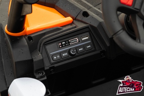 Autko na akumulator Buggy Madman UTV-MX 4x4 Biały