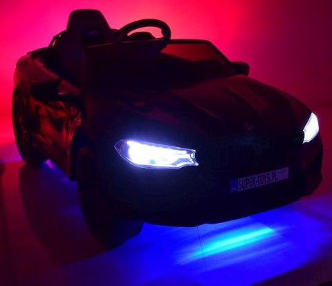 POWYSTAWOWY - ORYGINALNE BMW M5 24V Z FUNKCJĄ DRIFTU - MIĘKKIE KOŁA, DUŻE SIEDZENIE /SX2118