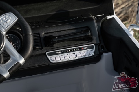 Auto na akumulator TOYOTA LAND CRUISER 24V 4x80W