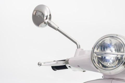 Pojazd Skuter Vespa ROMA Biały