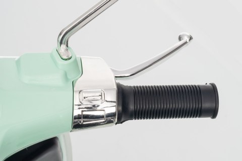 Pojazd Skuter Vespa ROMA Niebieski