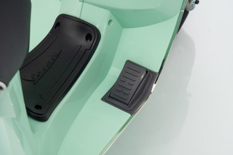 Pojazd Skuter Vespa ROMA Niebieski