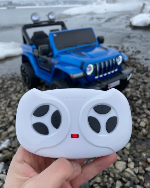 WIELKI JEEP FT-938 4x45W 12V10Ah - POWIĘKSZONY AKUMULATOR