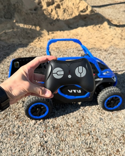 Auto na akumulator Farmer Truck UTV Racing 24V 4x75W + KIPER Niebieski