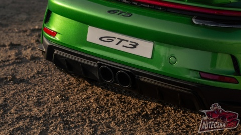 Auto na akumulator Porsche 911 GT3 24V 10Ah zielony lakierowany + 4x200W MOCY + PILOT