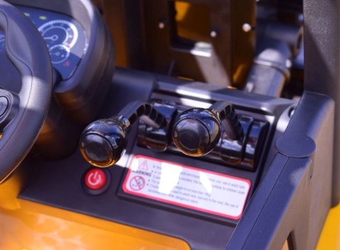 OUTLET WÓZEK WIDŁOWY NA AKUMULATOR, PILOT, MIĘKKIE KOŁA, SKÓRA/DLS-08