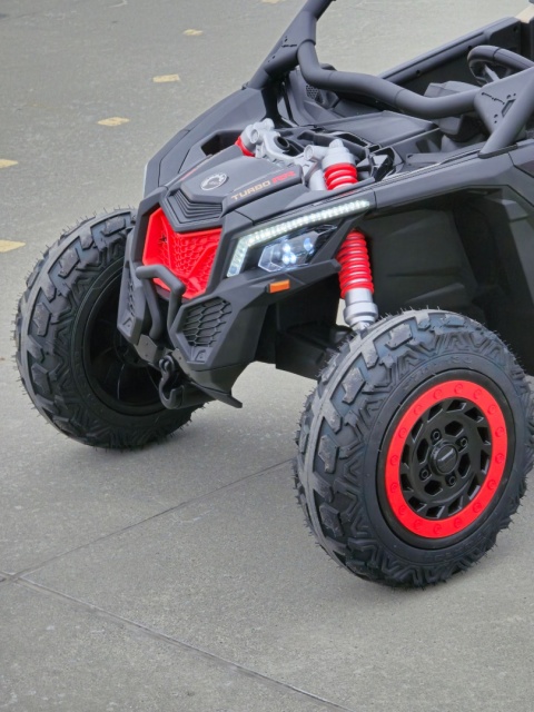 Buggy CAN-AM Maverick 3 DELUXE + Pompowane KOŁA auto na akumulator Czarny 4x200W 24V DK-CA001