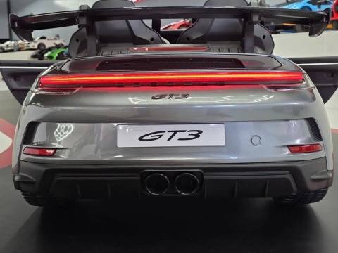 Auto na akumulator Porsche 911 GT3 560W 24V14AH STRONG + PANEL MP4 SREBRNY LAKIER