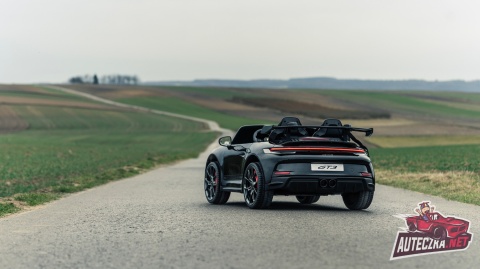 OUTLET Auto na akumulator Porsche 911 GT3 24V 14Ah Czarny Lakierowany+ 4x200W MOCY + PILOT