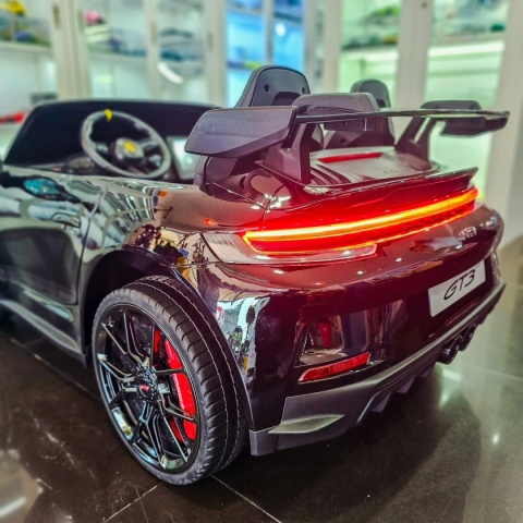 OUTLET Auto na akumulator Porsche 911 GT3 24V 14Ah Czarny Lakierowany+ 4x200W MOCY + PILOT