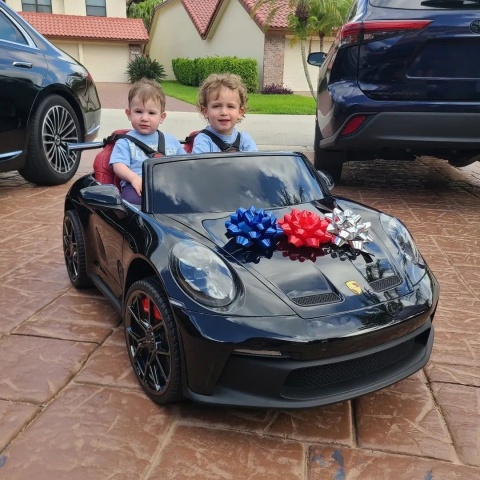 OUTLET Auto na akumulator Porsche 911 GT3 24V 14Ah Czarny Lakierowany+ 4x200W MOCY + PILOT