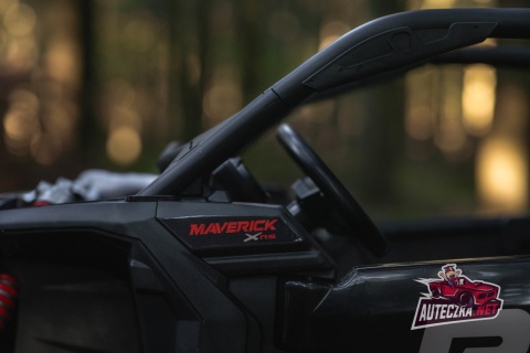 Buggy CAN-AM Maverick 3 Czarny + KHAKI 4x200W 24V DK-CA001