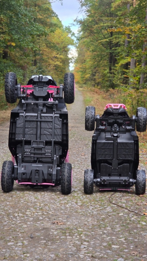 Pojazd Buggy CAN-AM Maverick DELUXE + POMPOWANE KOŁA 4x200W 2x24V10Ah Różowy