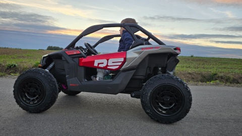 Auto na akumulator Buggy CAN-AM Maverick 3 PREMIUM DELUXE Czerwony + POMPOWANE KOŁA + POWIĘKSZONY AKUMULATOR