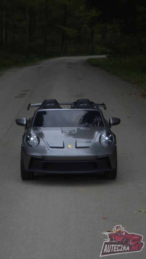 Auto na akumulator Porsche 911 GT3 560W 24V14AH STRONG + PANEL MP4 SREBRNY LAKIER