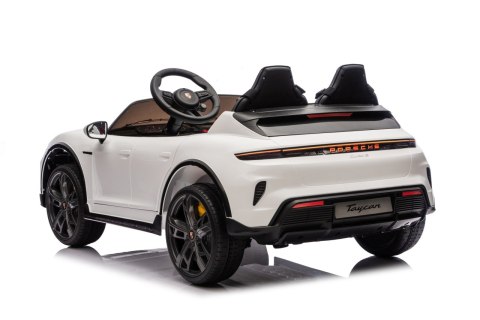 Pojazd Porsche Taycan Turbo S Biały
