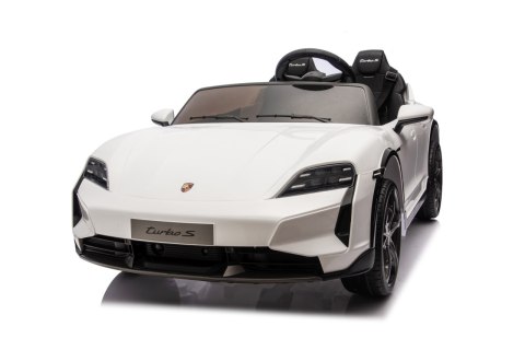 Pojazd Porsche Taycan Turbo S Biały