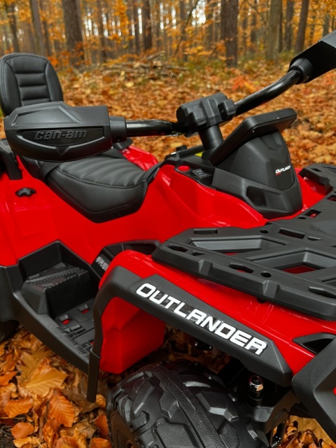 Duży Quad na akumulator Can Am Outlander 4x200W 24V ATV Czerwony